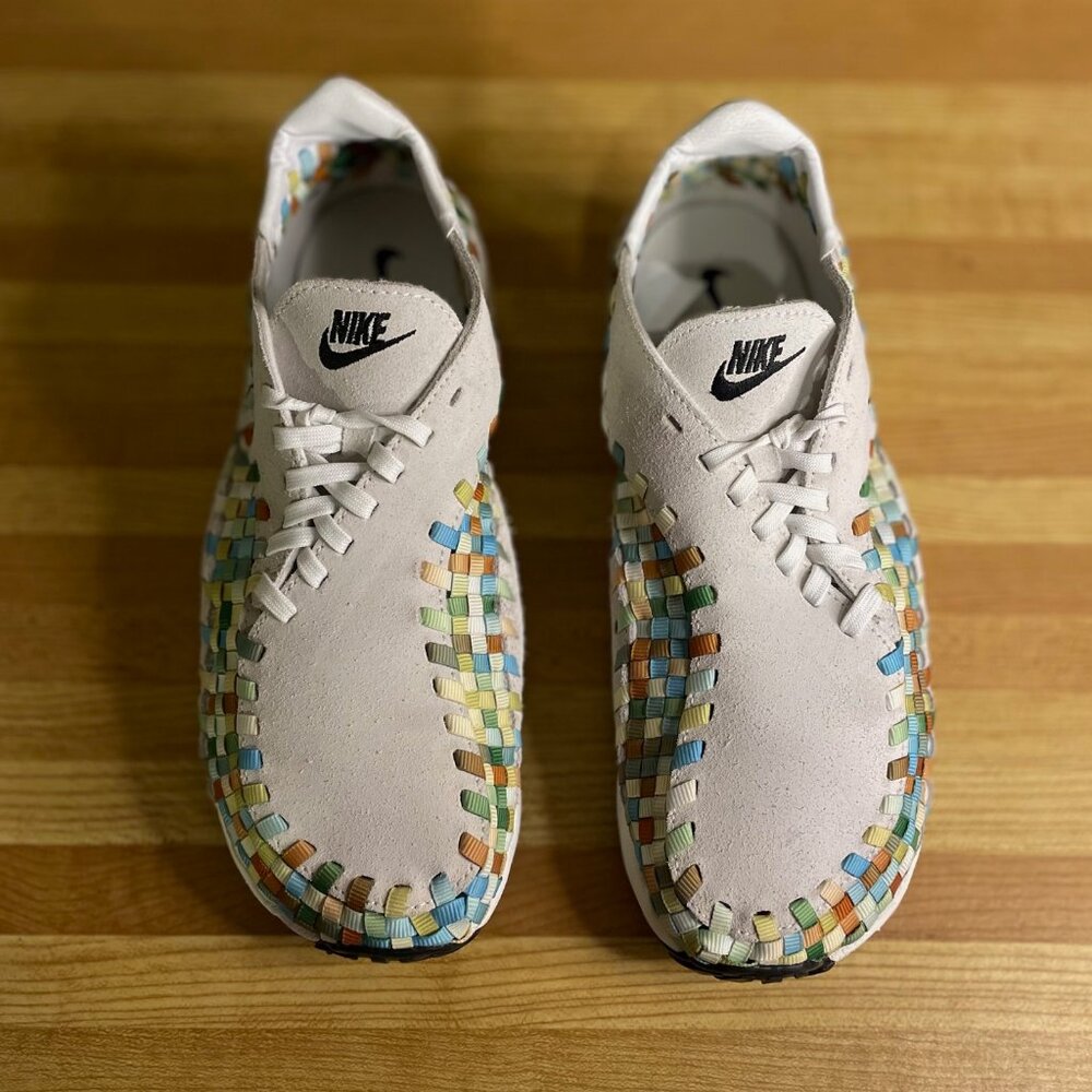 Women's Air Footscape Woven 10